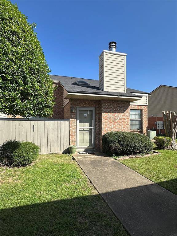 Bossier City, LA 71111,3636 Greenacres Place Drive #102