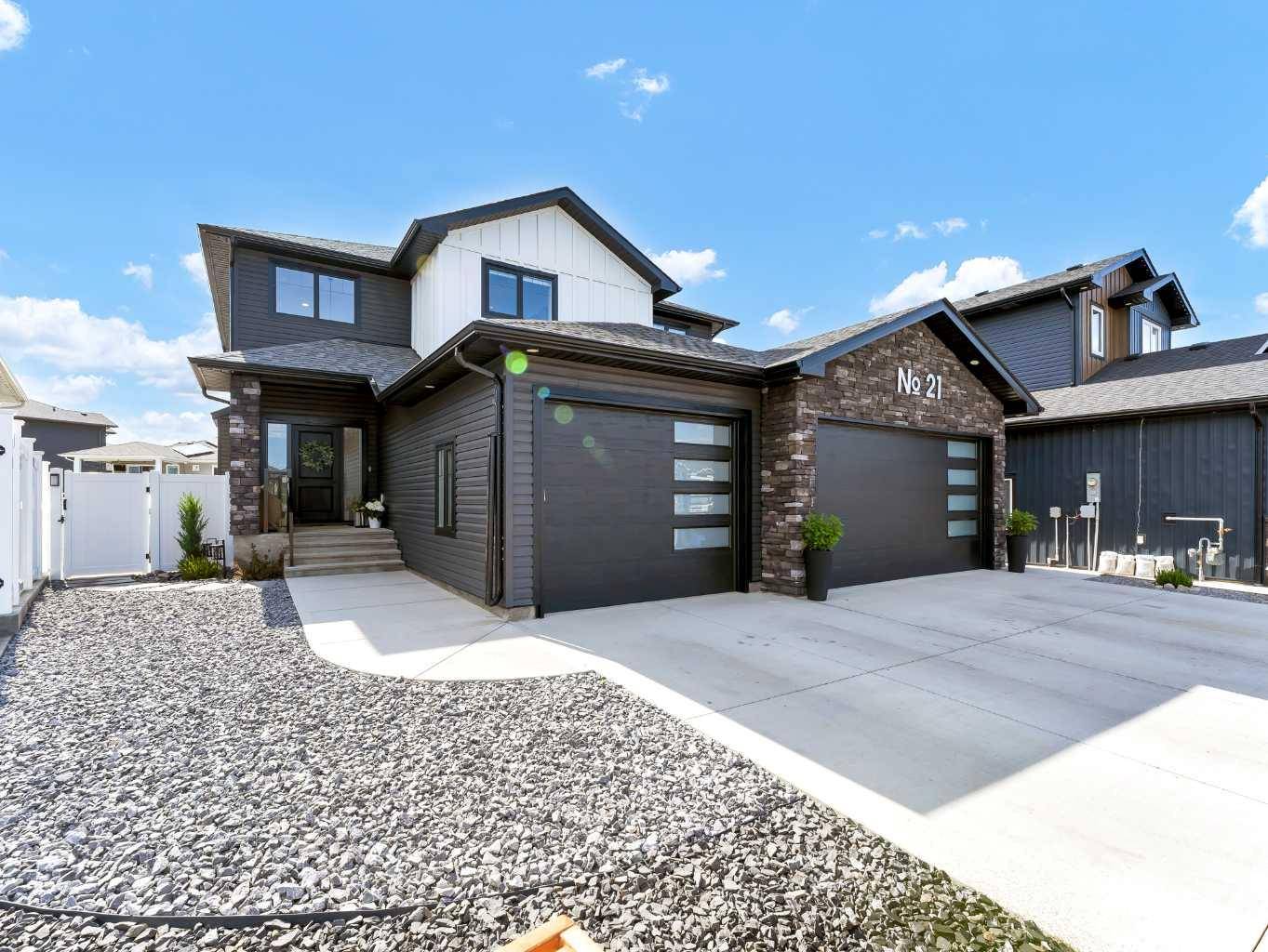 Medicine Hat, AB T1B 0N7,21 Hamptons Gate SE