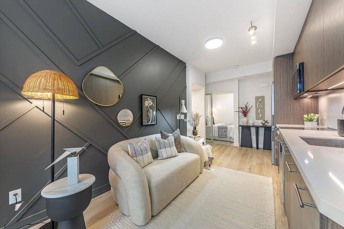 Toronto C14, ON M2N 0L3,266 Finch AVE E #15