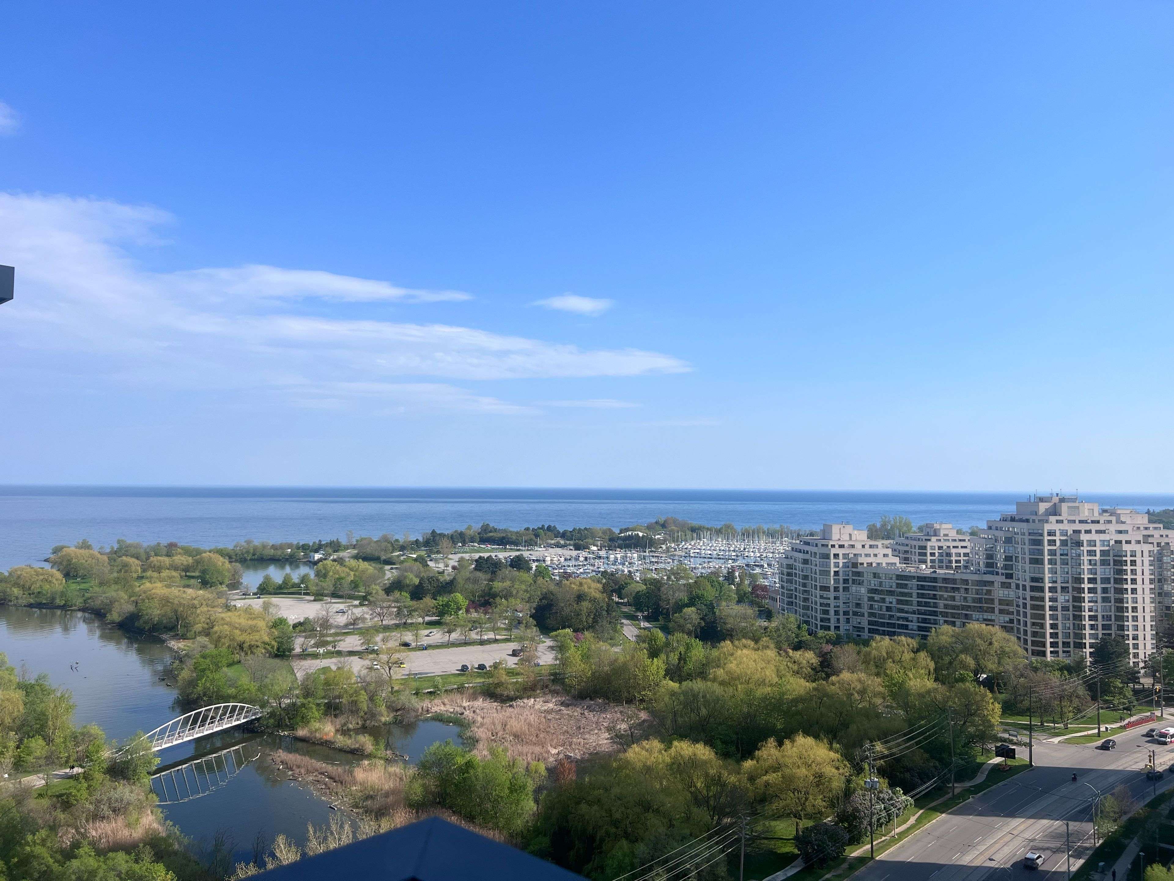 Toronto W06, ON M8V 1A4,2200 Lake Shore BLVD W #2104