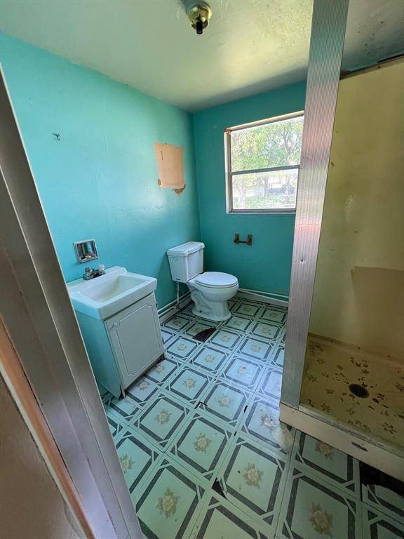 Clifton, TX 76634,305 County Road 1607
