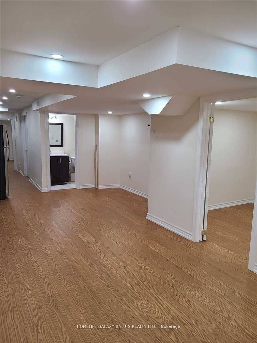 Markham, ON L6B 0E9,4 Malborough RD #(Basement)