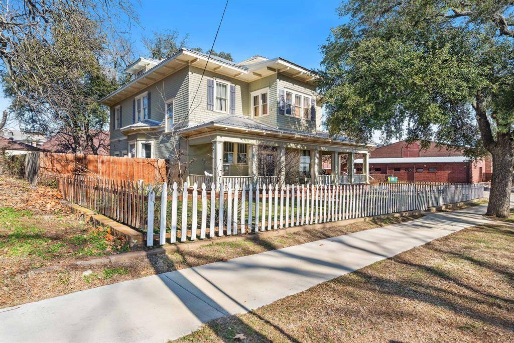 Mineral Wells, TX 76067,502a W Hubbard Street