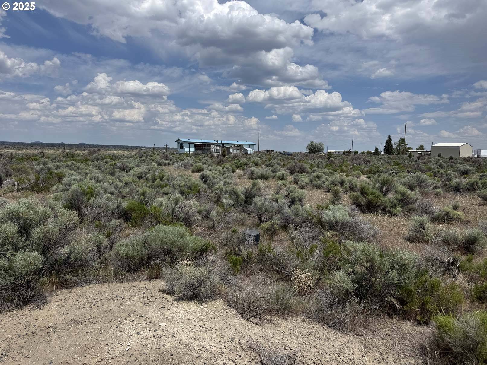 Christmas Valley, OR 97641,86819 GLITTER LN