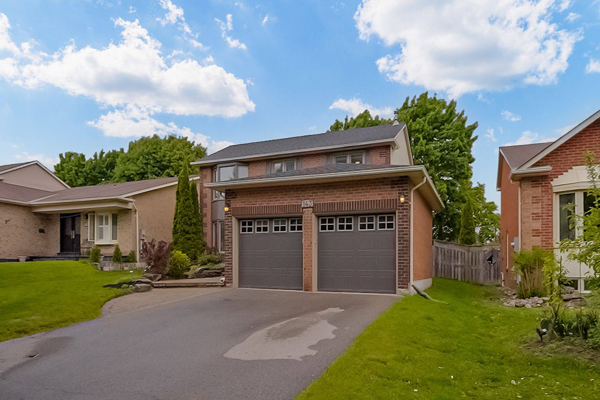 Newmarket, ON L3Y 7N4,143 John Bowser CRES