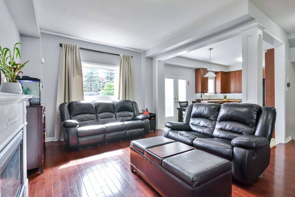 Barrie, ON L4M 0B6,27 Orleans AVE