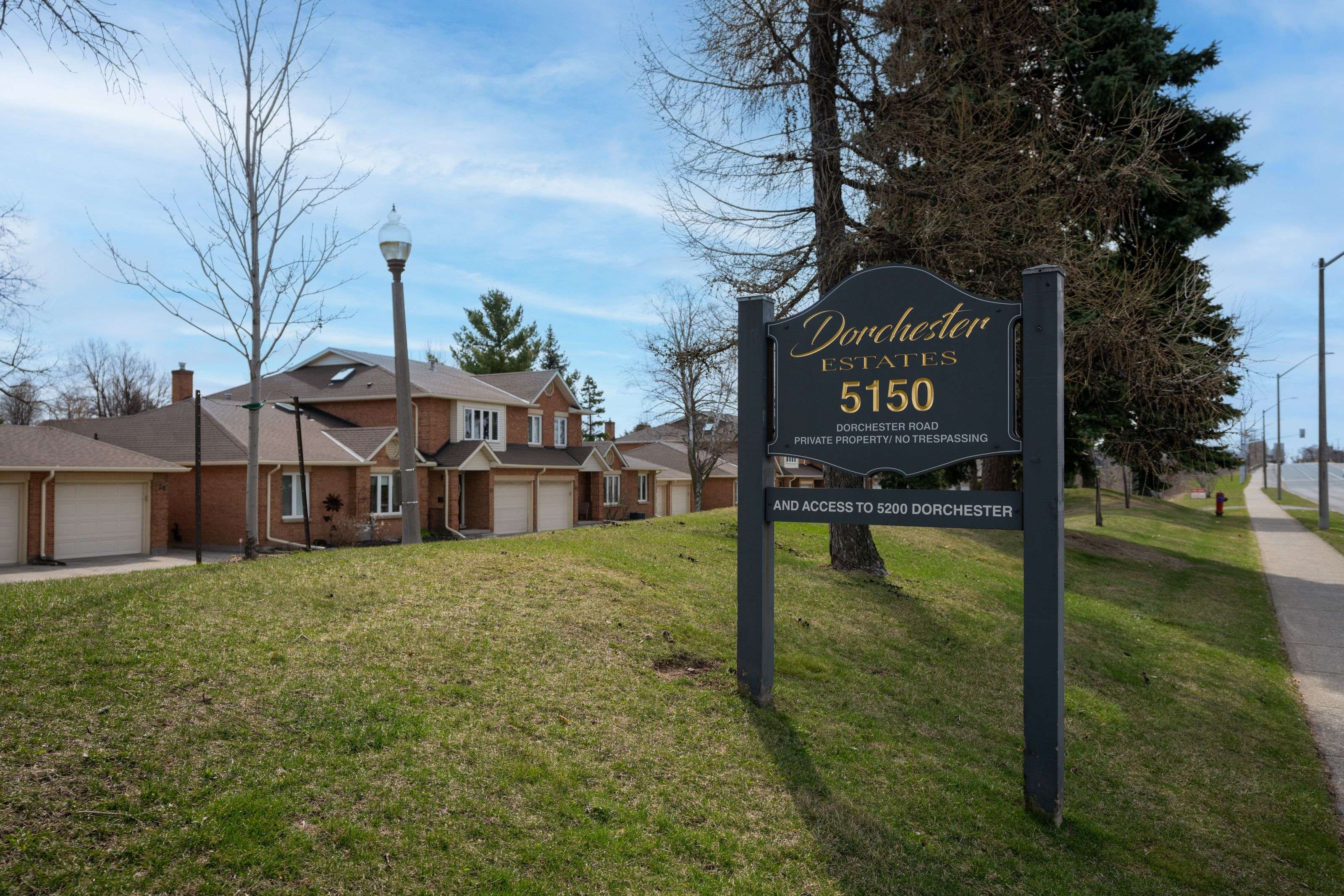 Niagara Falls, ON L2E 7H2,5150 Dorchester RD #19