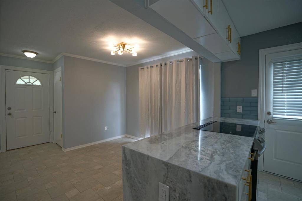 Dallas, TX 75240,13937 Brookgreen Drive