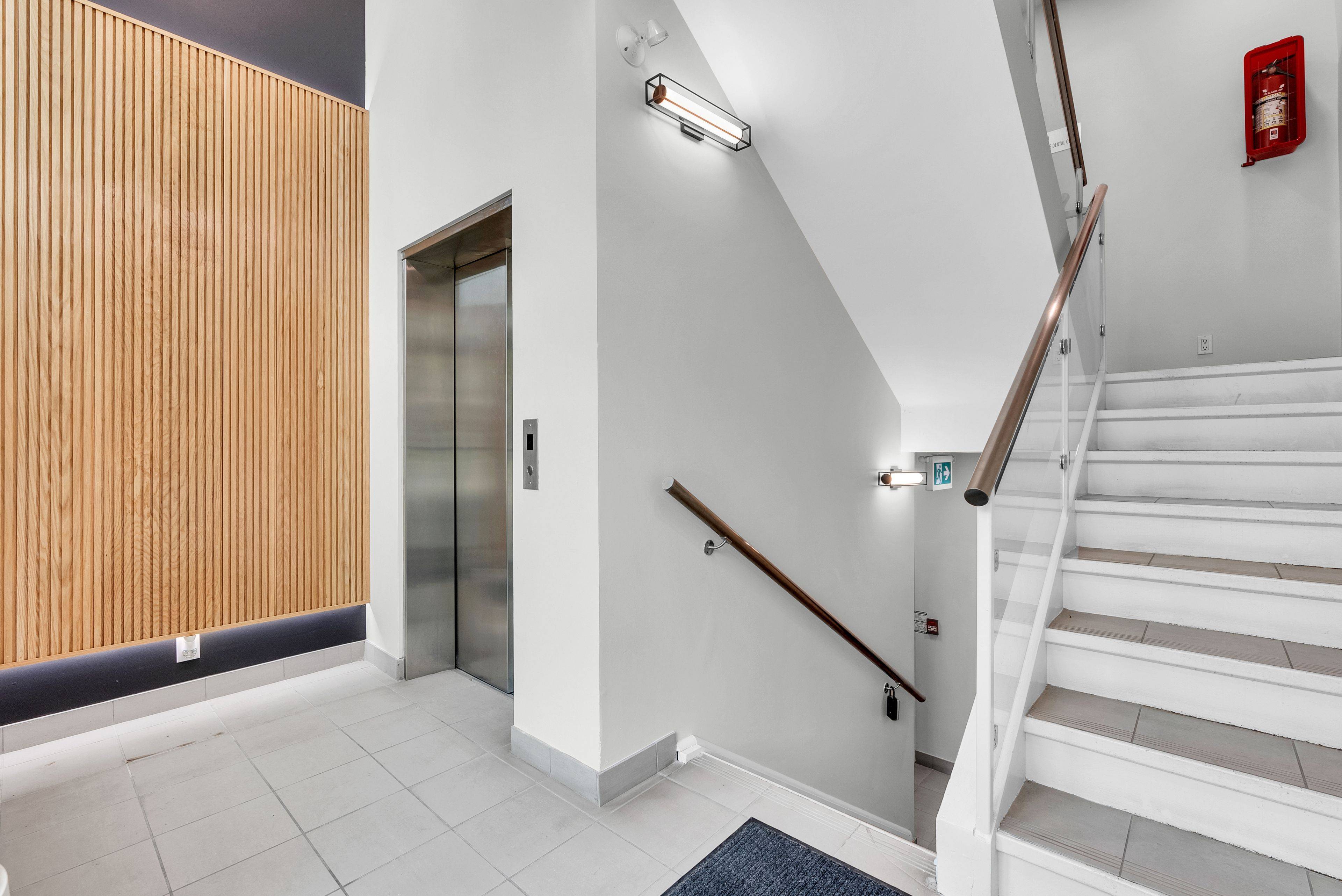 Toronto C02, ON M4T 1Z8,1590 Yonge ST #101