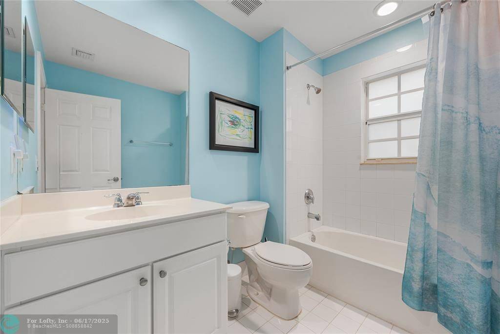 Pompano Beach, FL 33060,614 SW 2nd Ter