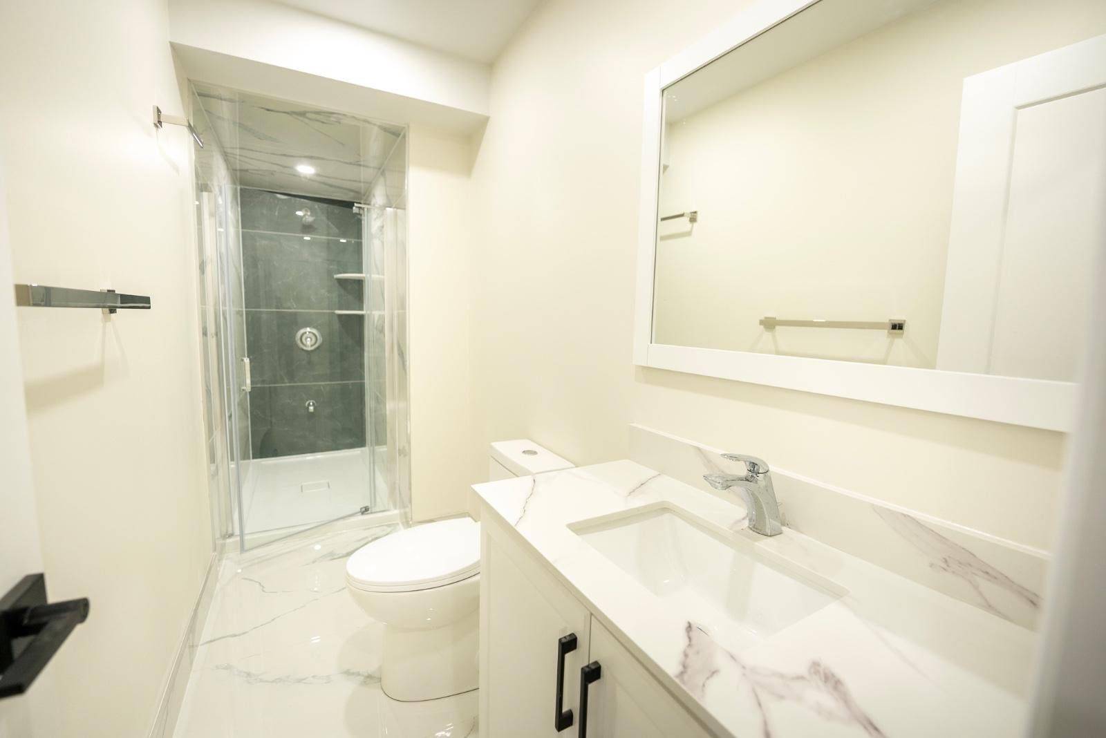 Mississauga, ON L5M 0B4,3187 Seabright DR #BSMT