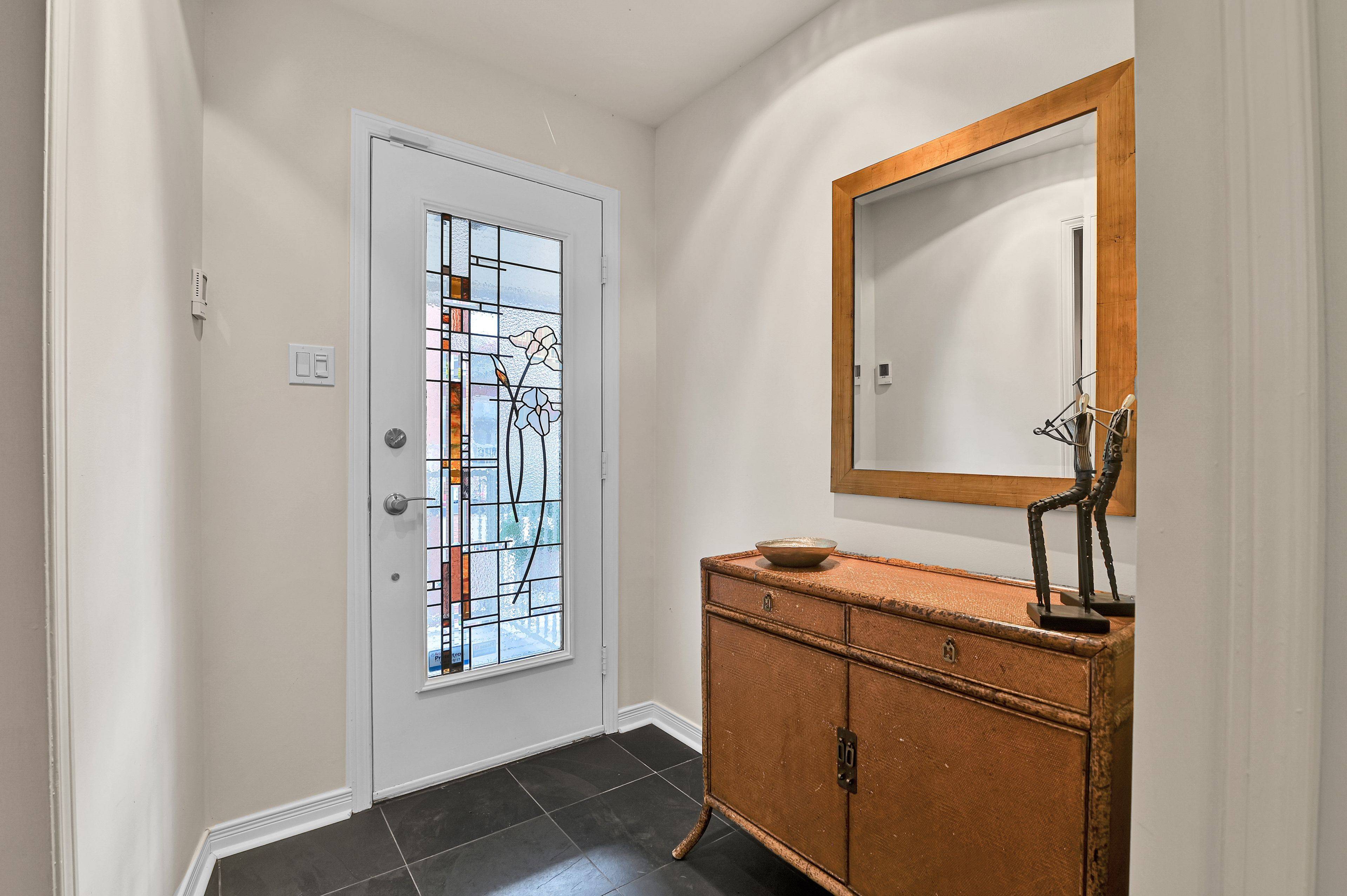 Lower Town - Sandy Hill, ON K1N 9N7,250 Fountain PL #130E