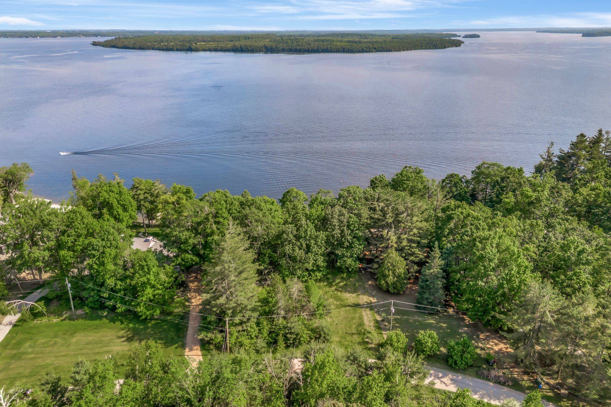 Kawartha Lakes, ON K0M 1K0,836 Indian Point RD