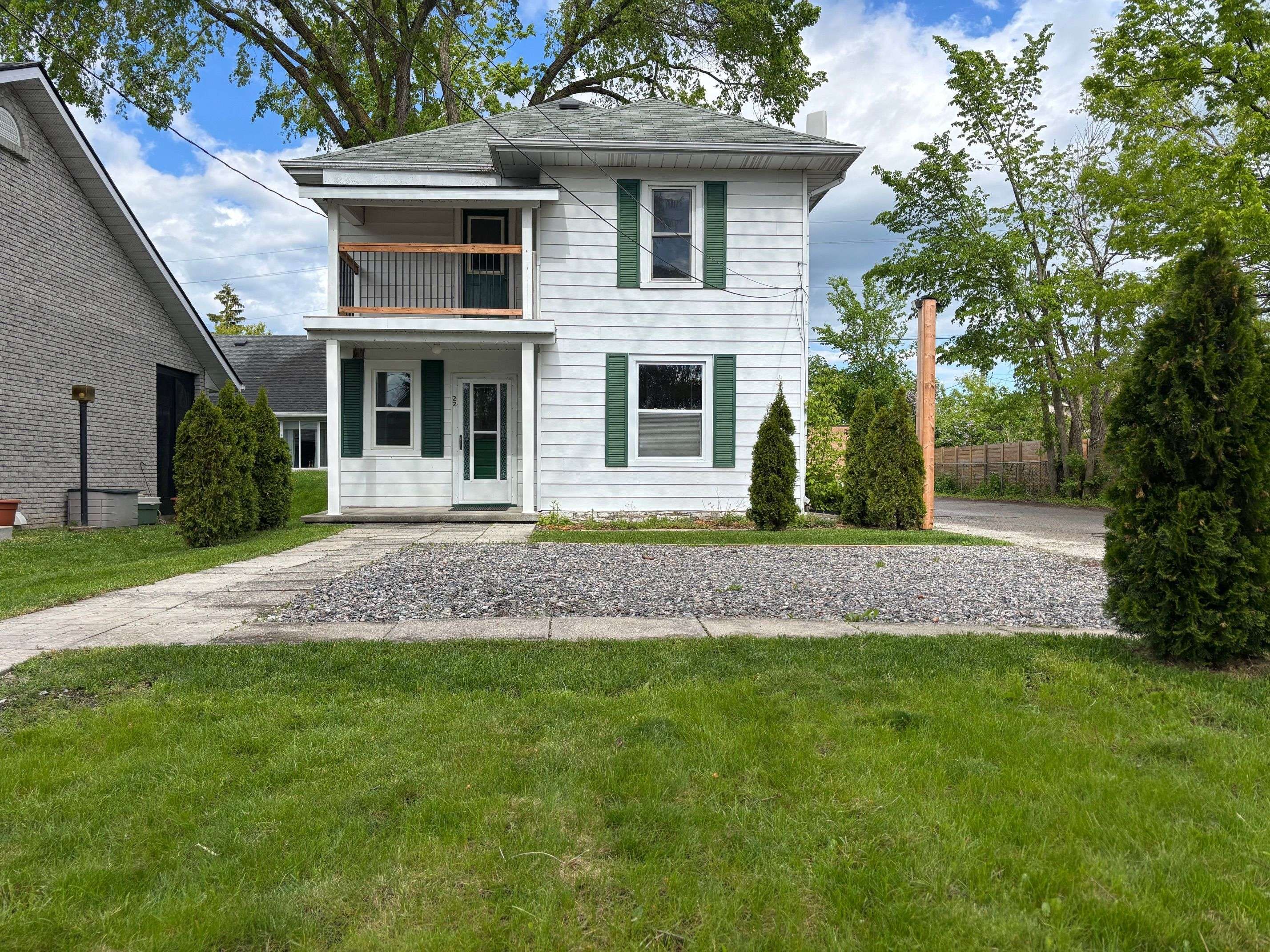 Kawartha Lakes, ON K0M 1A0,22 Sherwood ST
