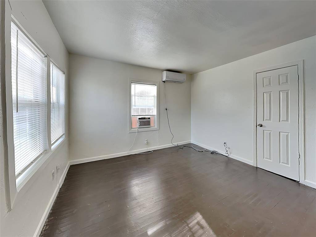 Dallas, TX 75210,2805 Carter Street