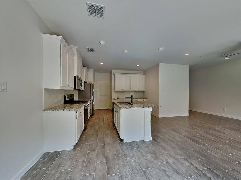 Little Elm, TX 75068,2716 Majesty Drive