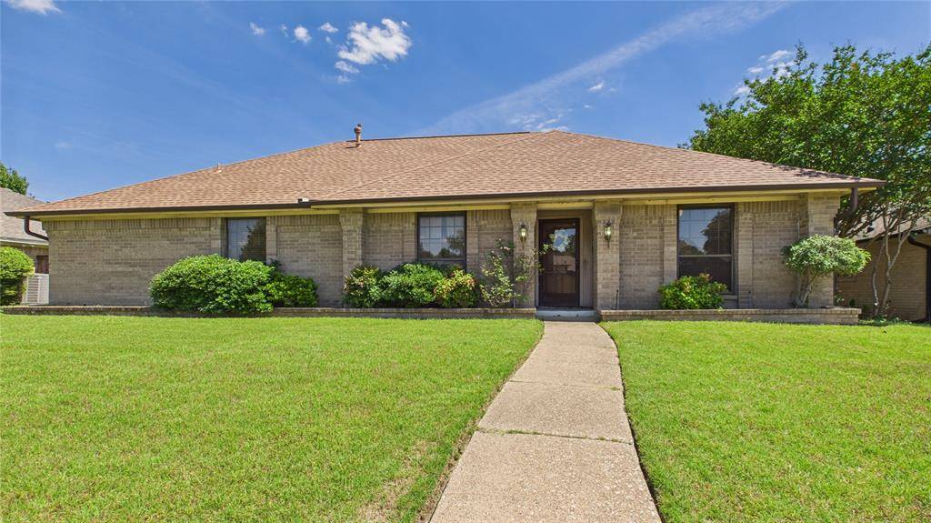 Carrollton, TX 75007,1926 Oakbluff Drive