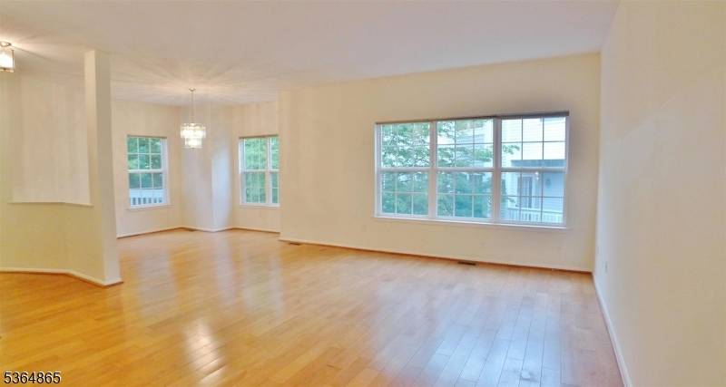 Hanover Twp., NJ 07981,1310 Grandview Ct