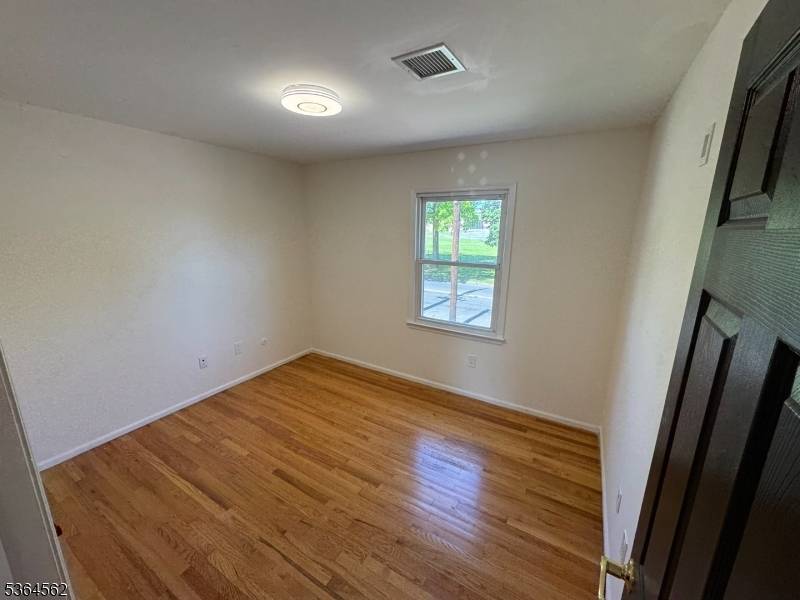Clark Twp., NJ 07066,236 Broadway