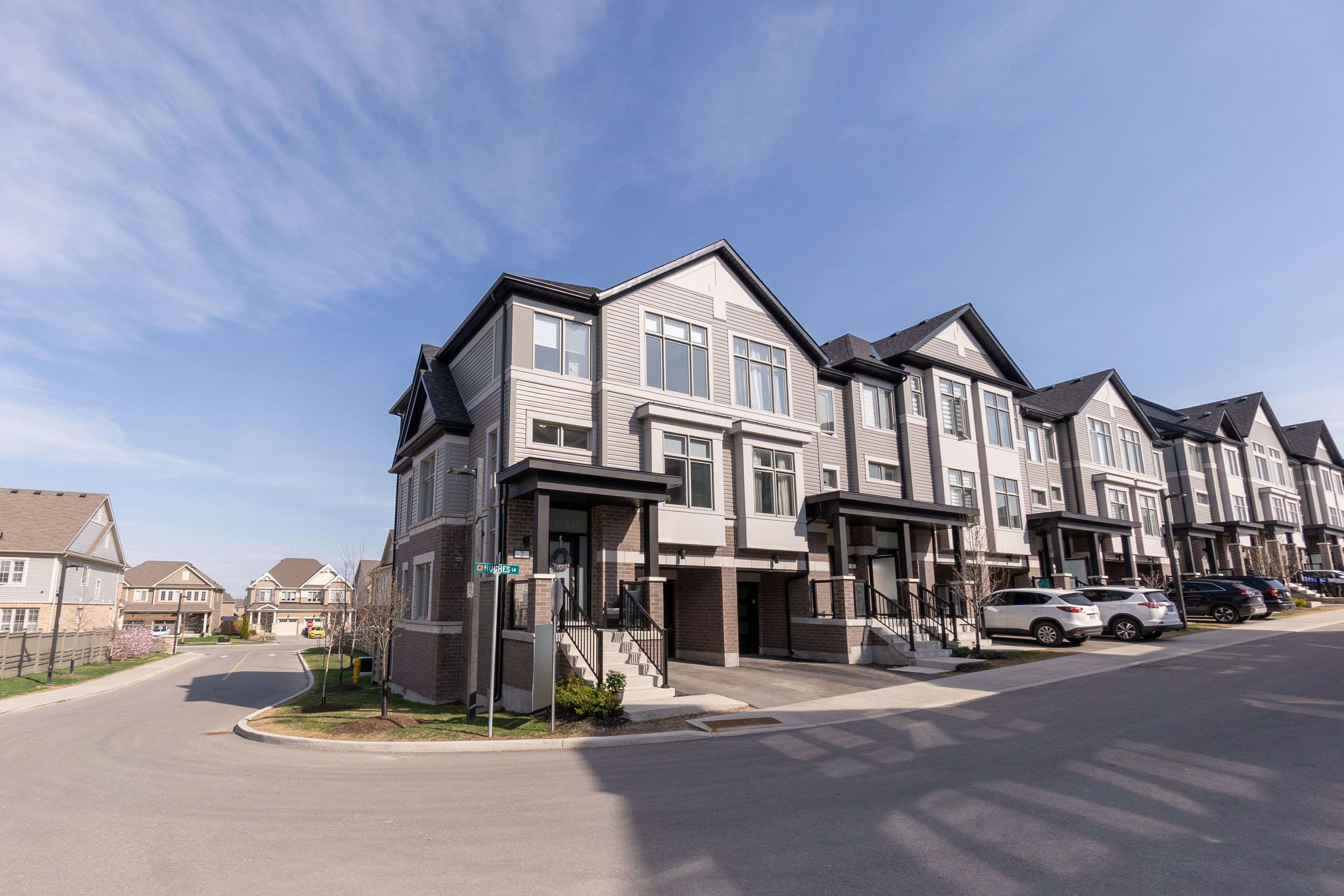 New Tecumseth, ON L0G 1W0,2 Hughes LN