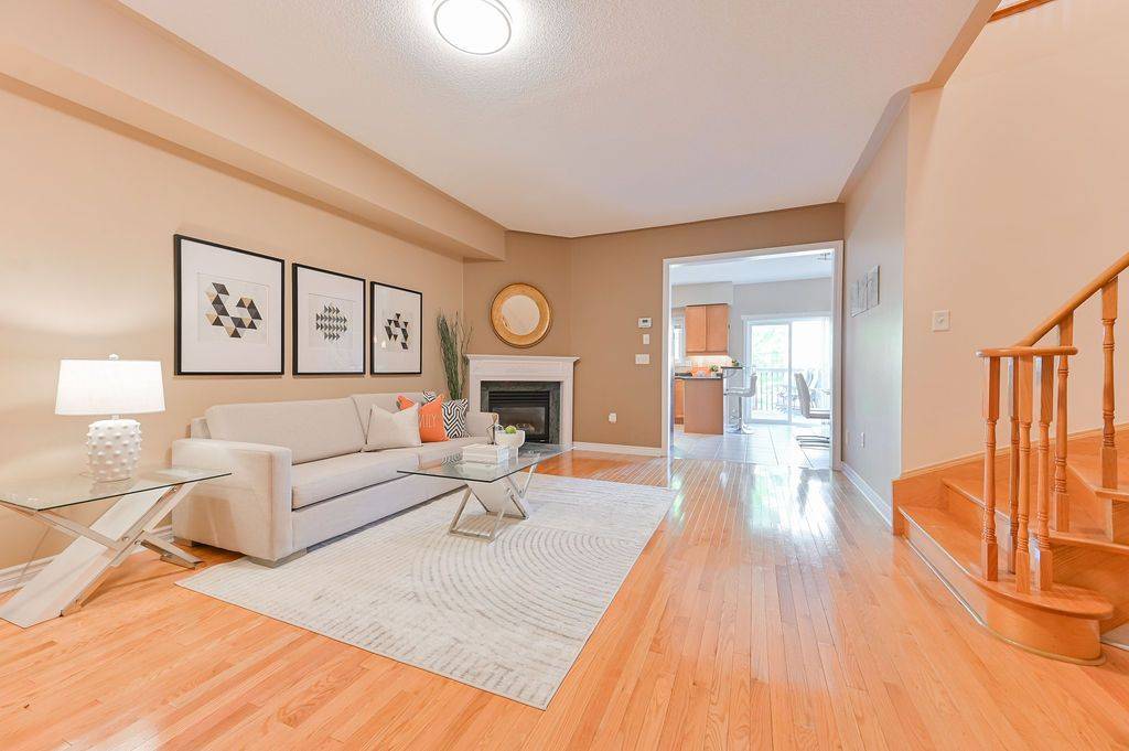 Vaughan, ON L4J 8V1,83 Daniel Reaman CRES