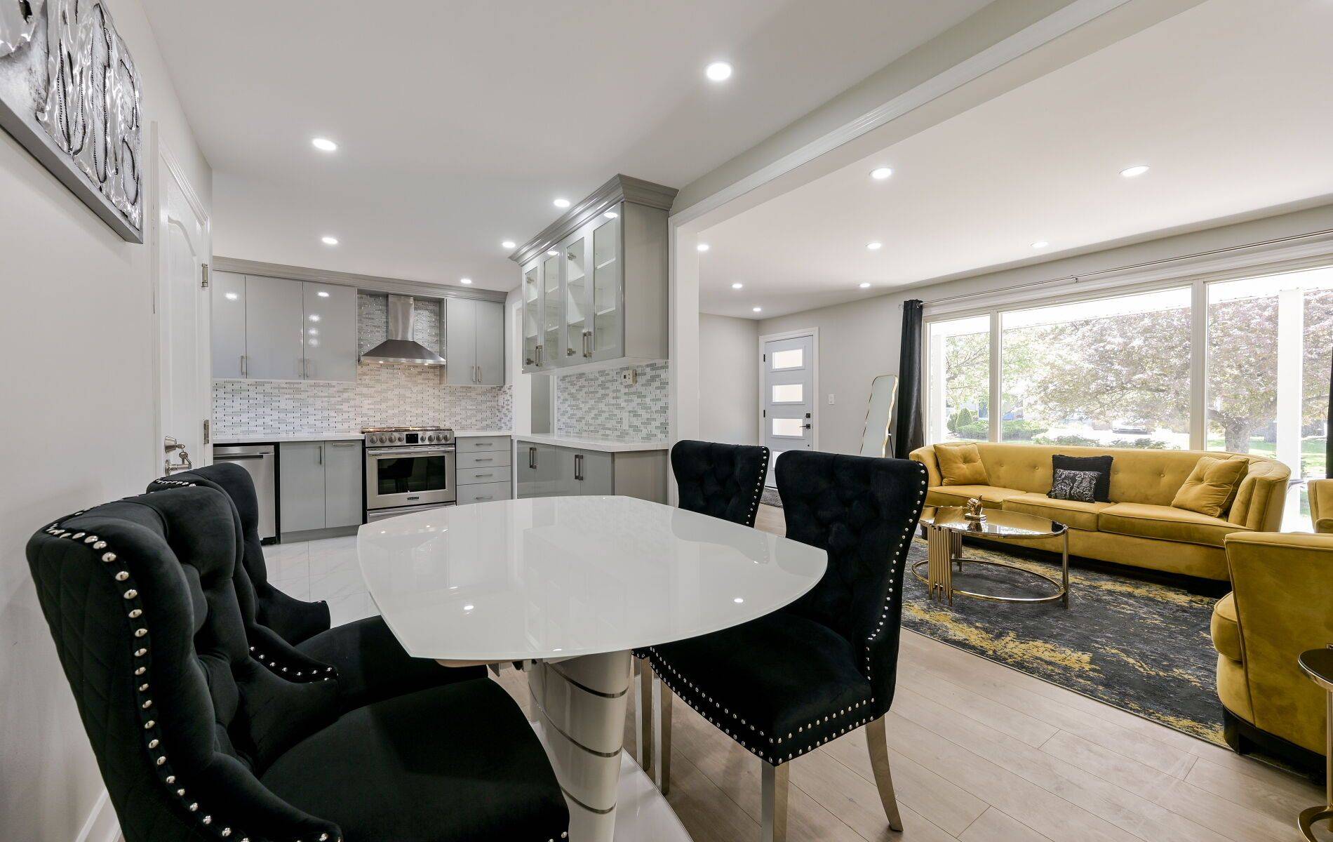 Brampton, ON L6T 3P2,15 Flavian CRES