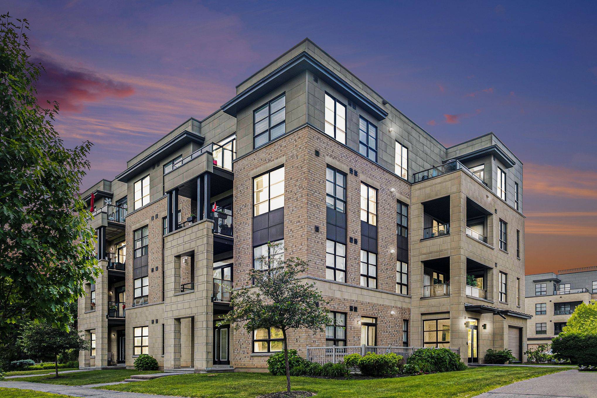 Orleans - Convent Glen And Area, ON K1C 0B3,140 Montblanc Pvt N/A #203