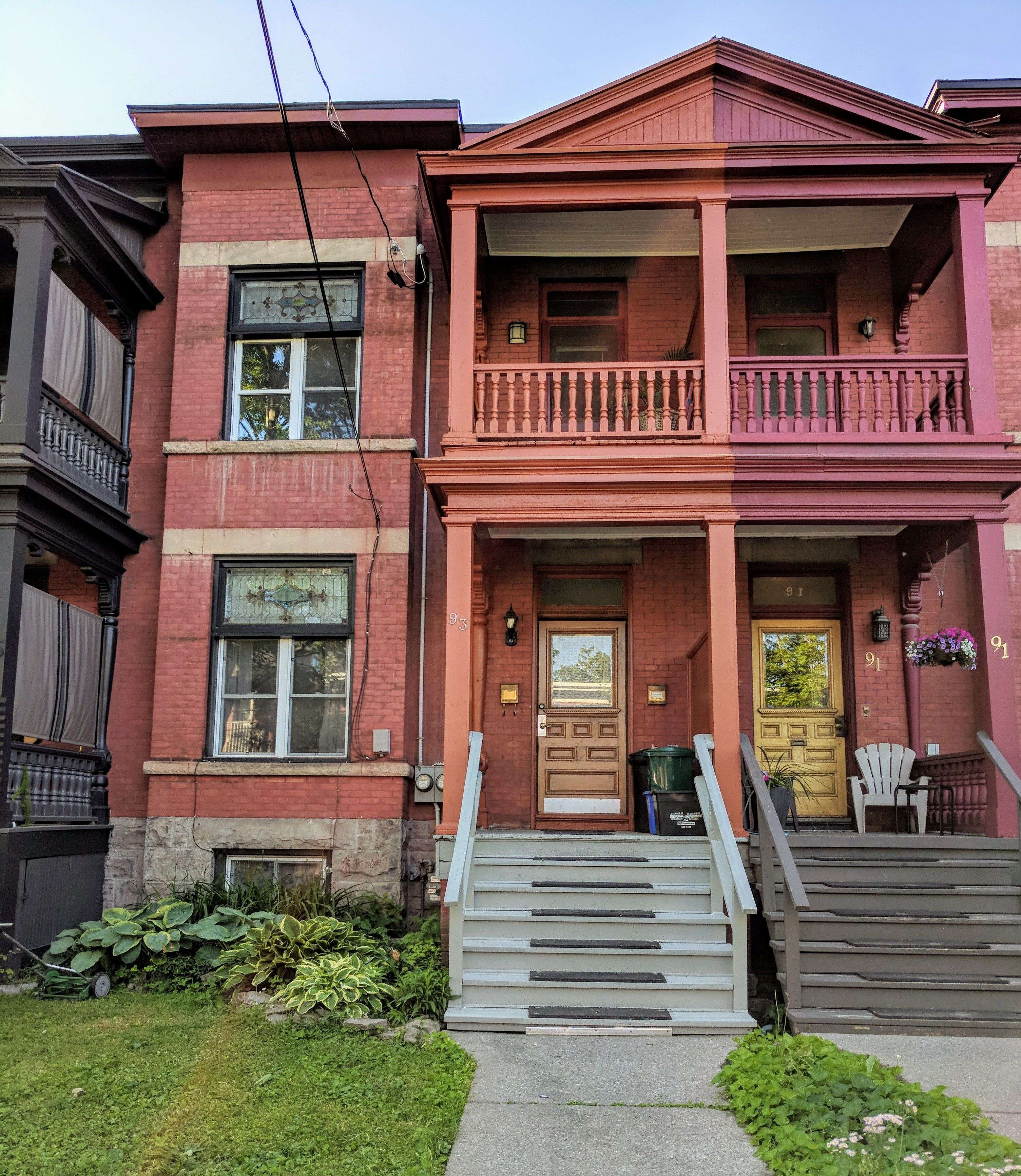 Ottawa Centre, ON K2P 0N5,93 Gilmour ST #1