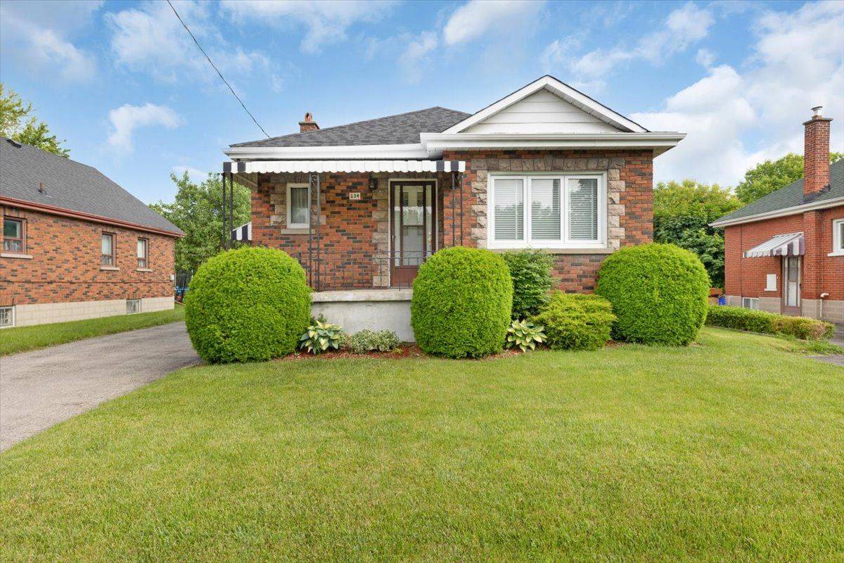 Oshawa, ON L1H 3B8,234 Etna AVE