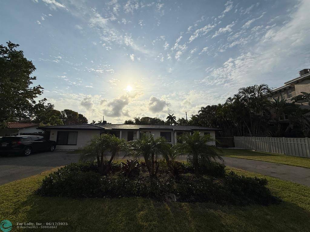 Fort Lauderdale, FL 33304,1420 NE 26th Ave