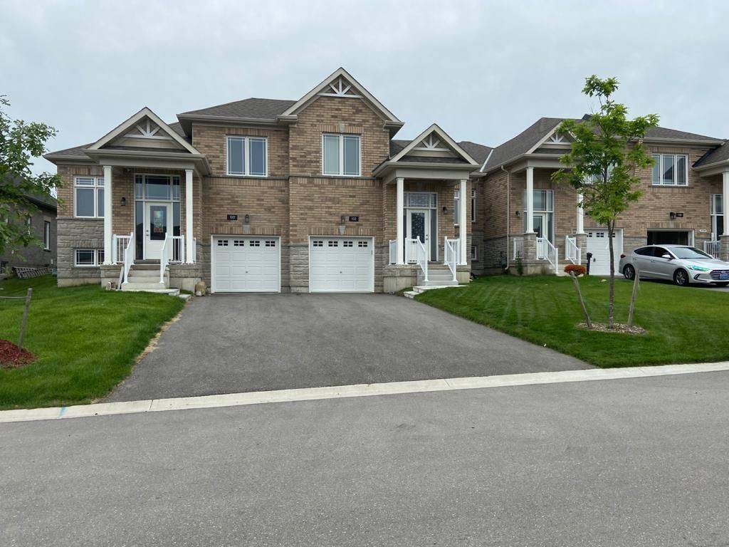 Orillia, ON L3V 8K7,102 Isabella DR