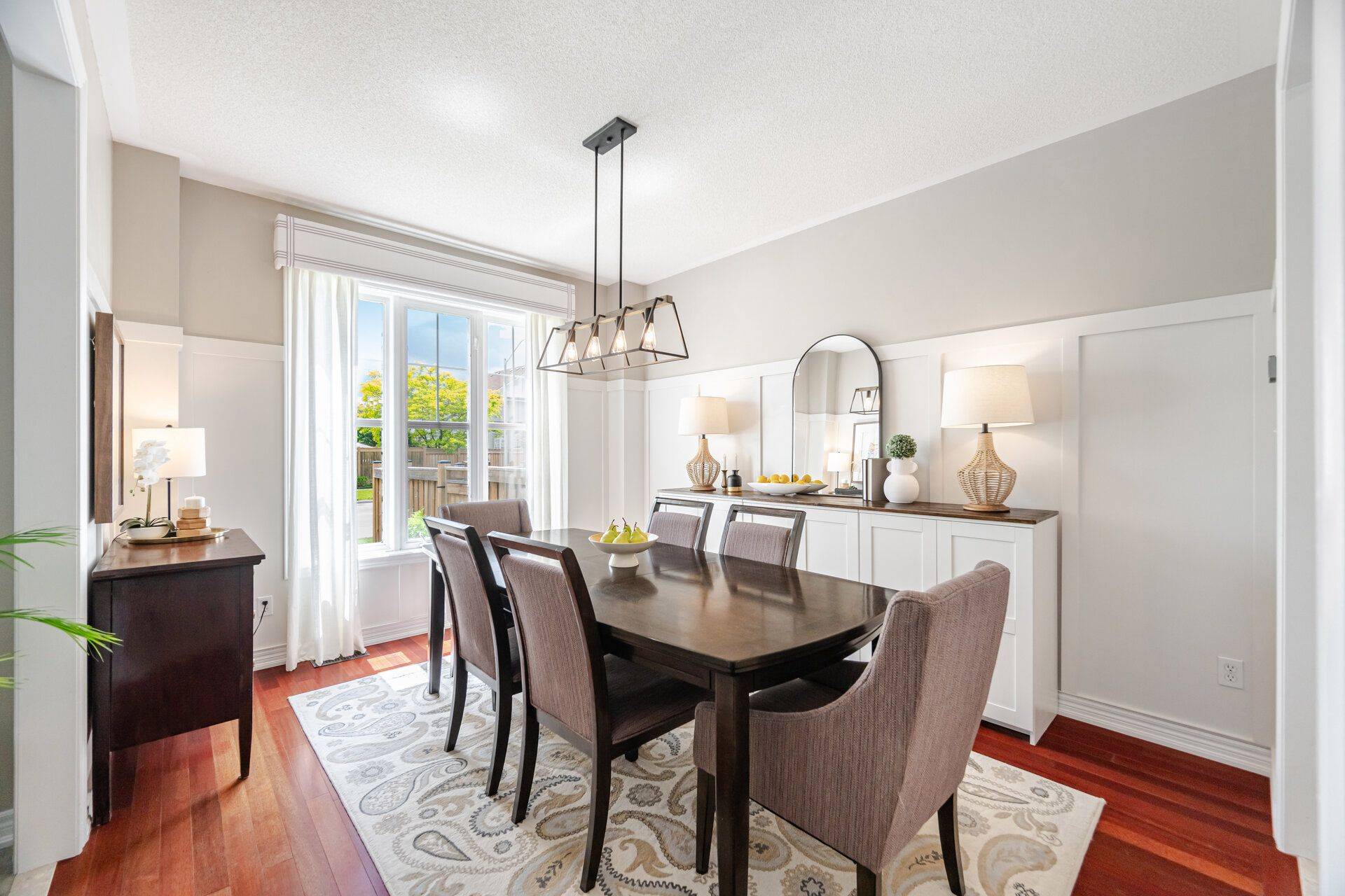 Milton, ON L9T 6E6,1253 Roper DR