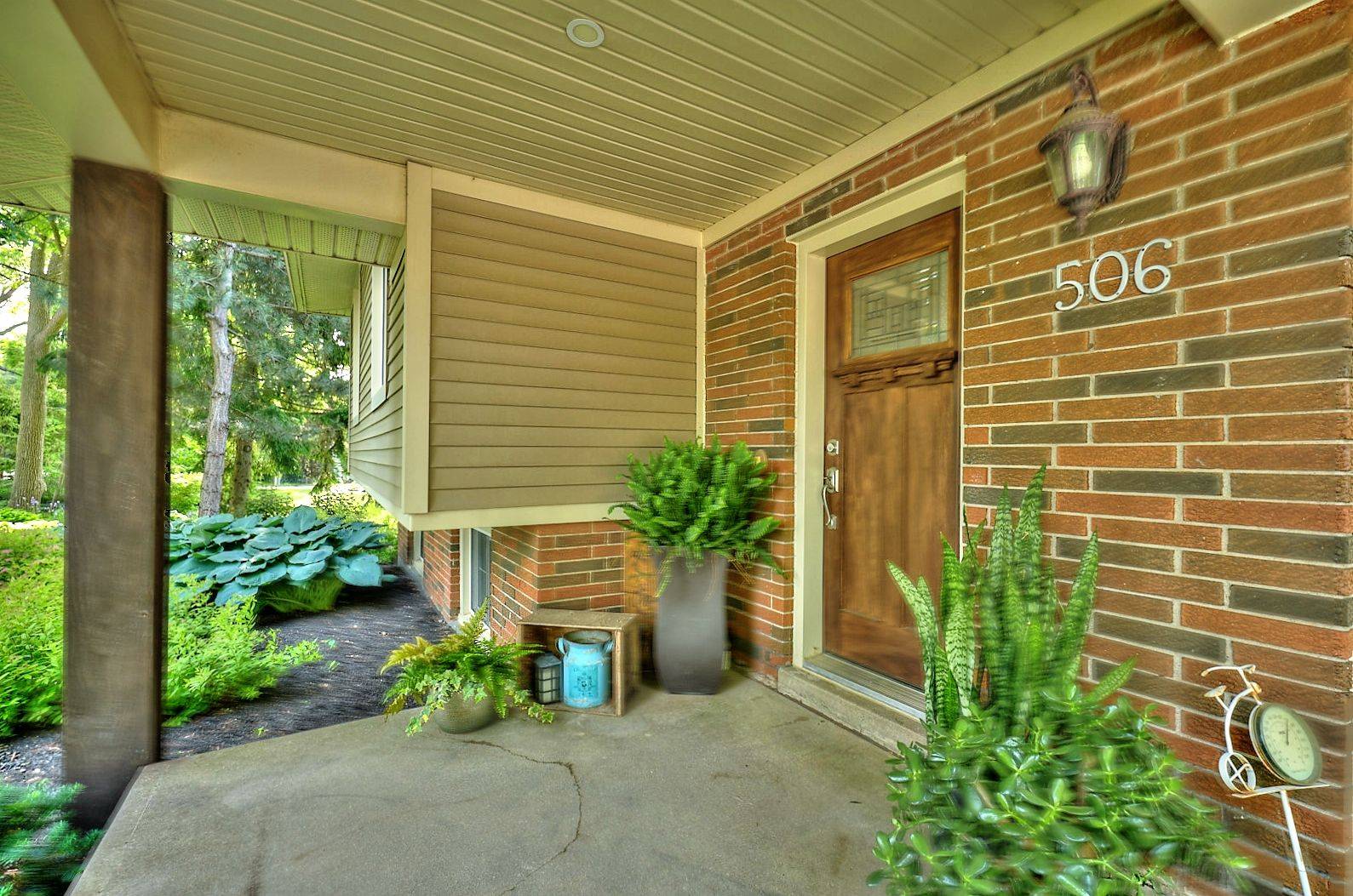 Pelham, ON L0S 1C0,506 Memorial DR