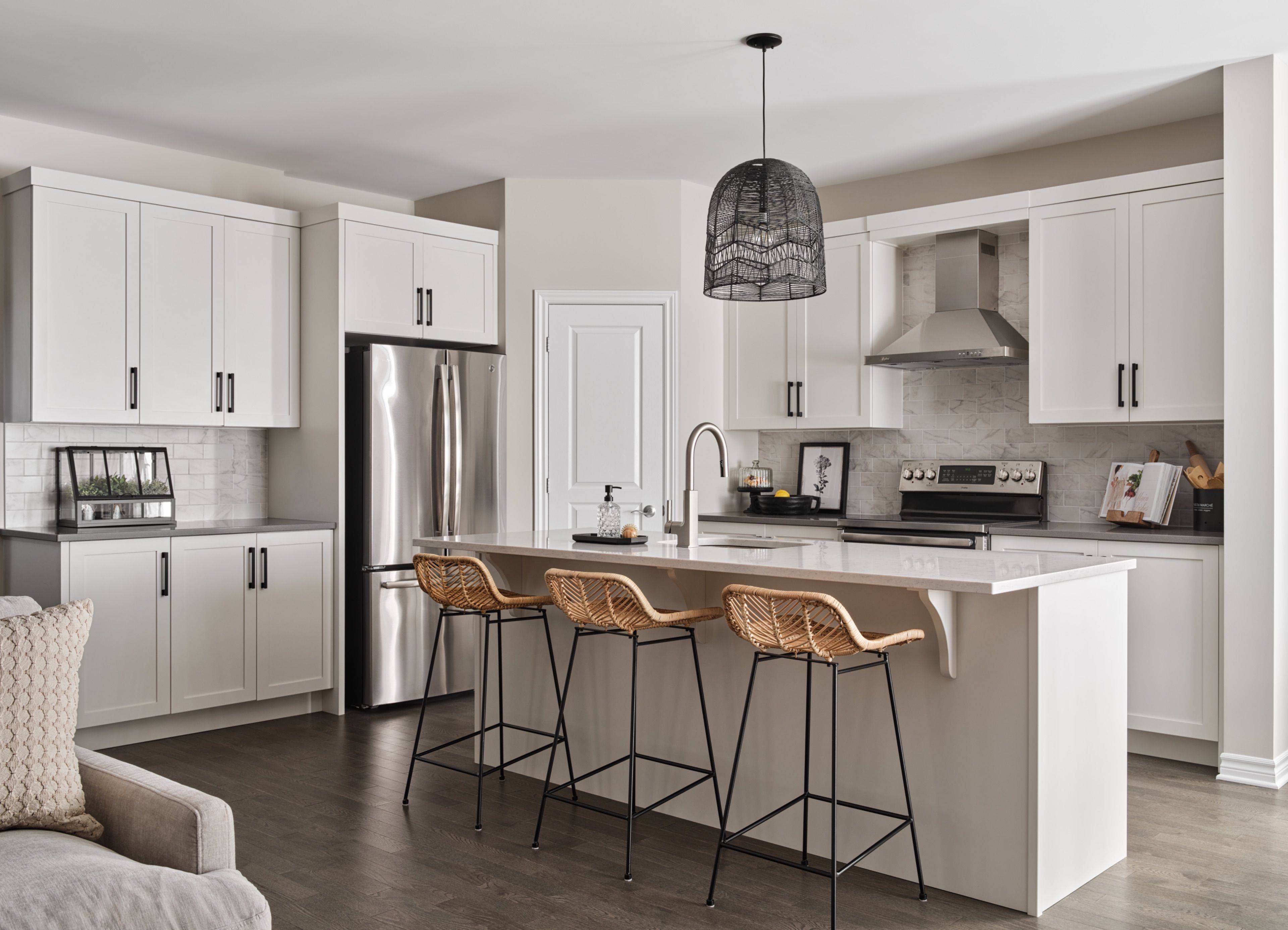 Russell, ON K0A 1W0,46 Richelieu ST