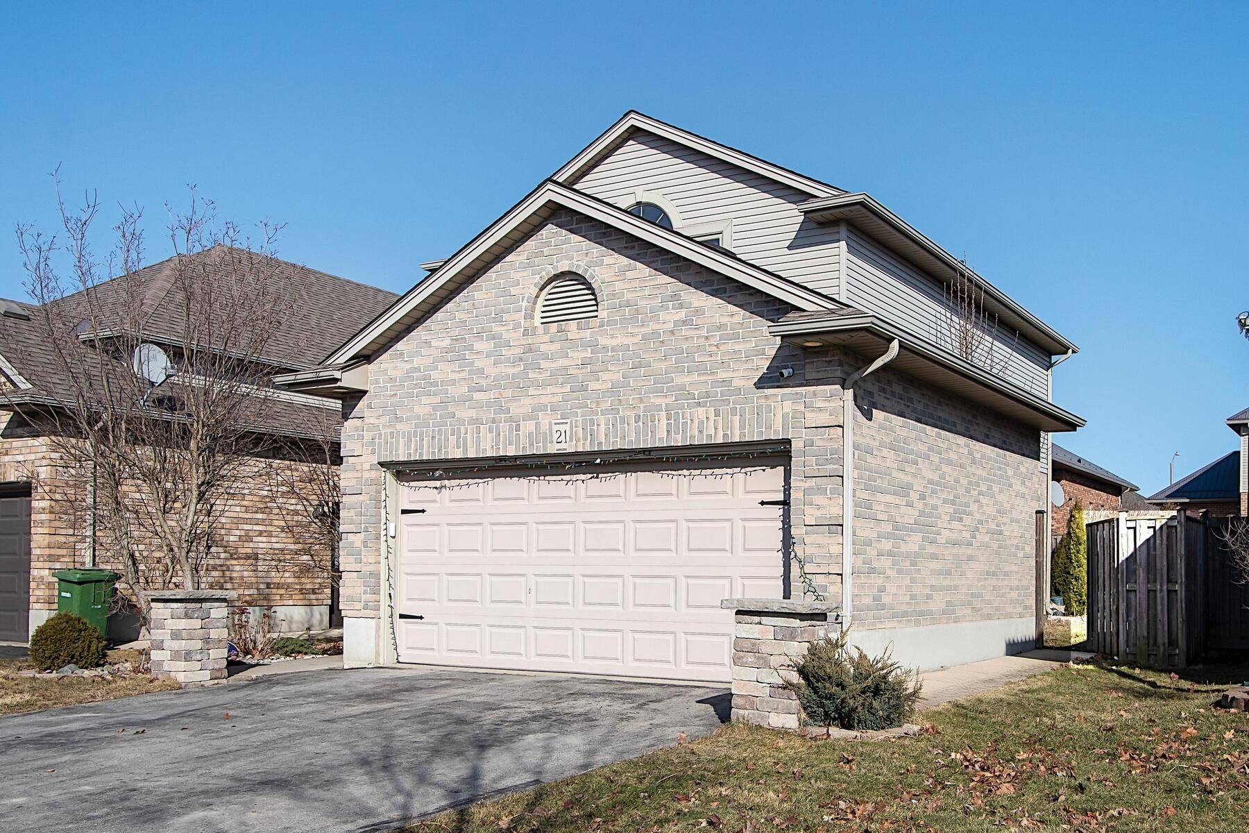St. Thomas, ON N5R 6L3,21 Faith BLVD