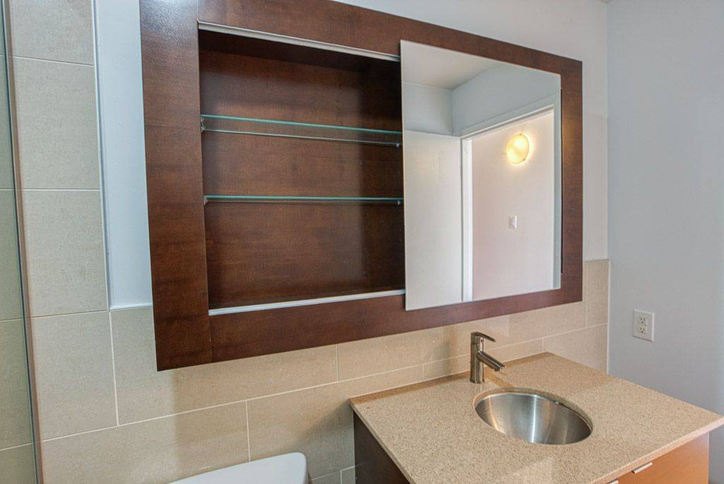Ottawa Centre, ON K1P 0A4,324 Laurier AVE W #2101