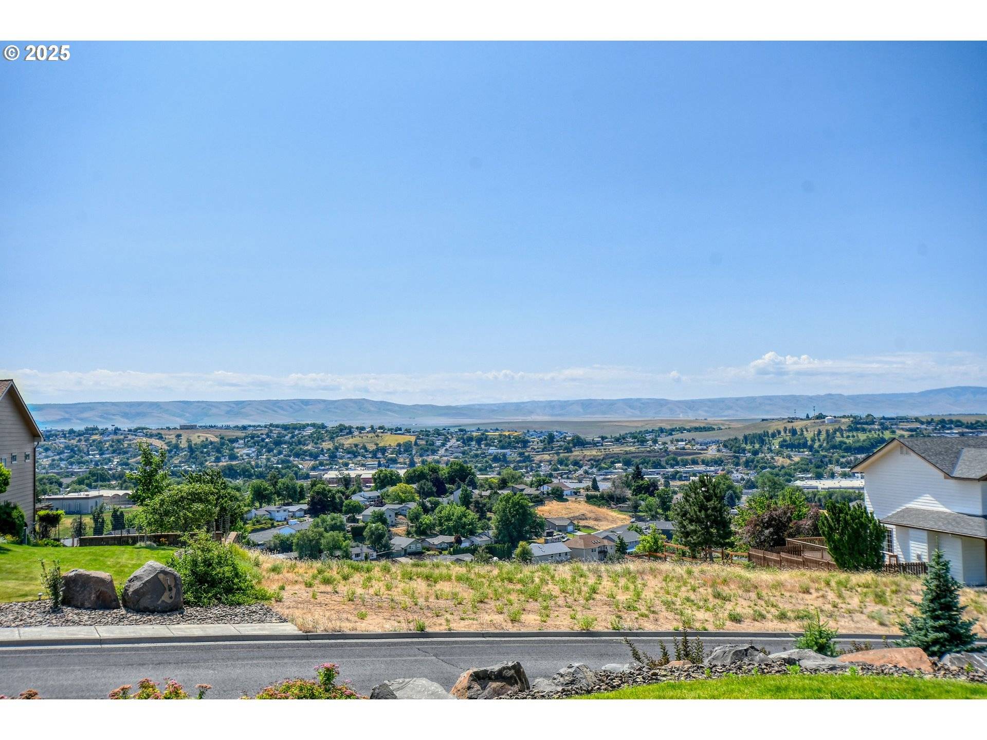 Pendleton, OR 97801,755 NW 23RD ST