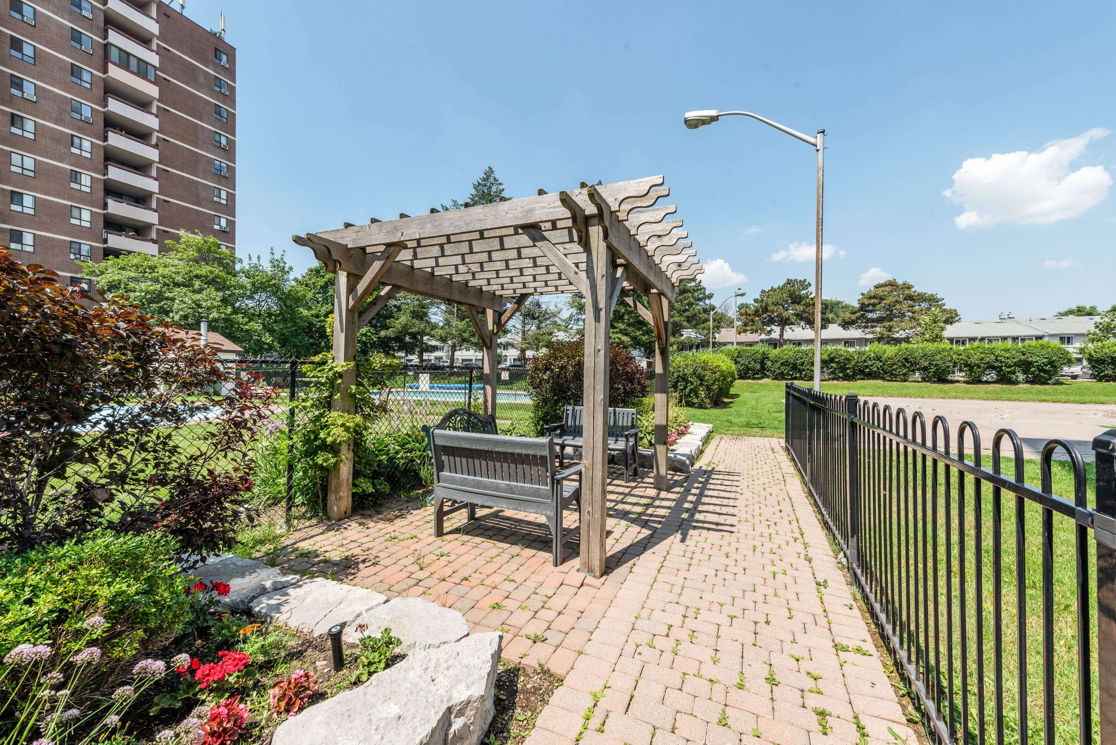 Mississauga, ON M9C 1E8,1615 Bloor ST E #210