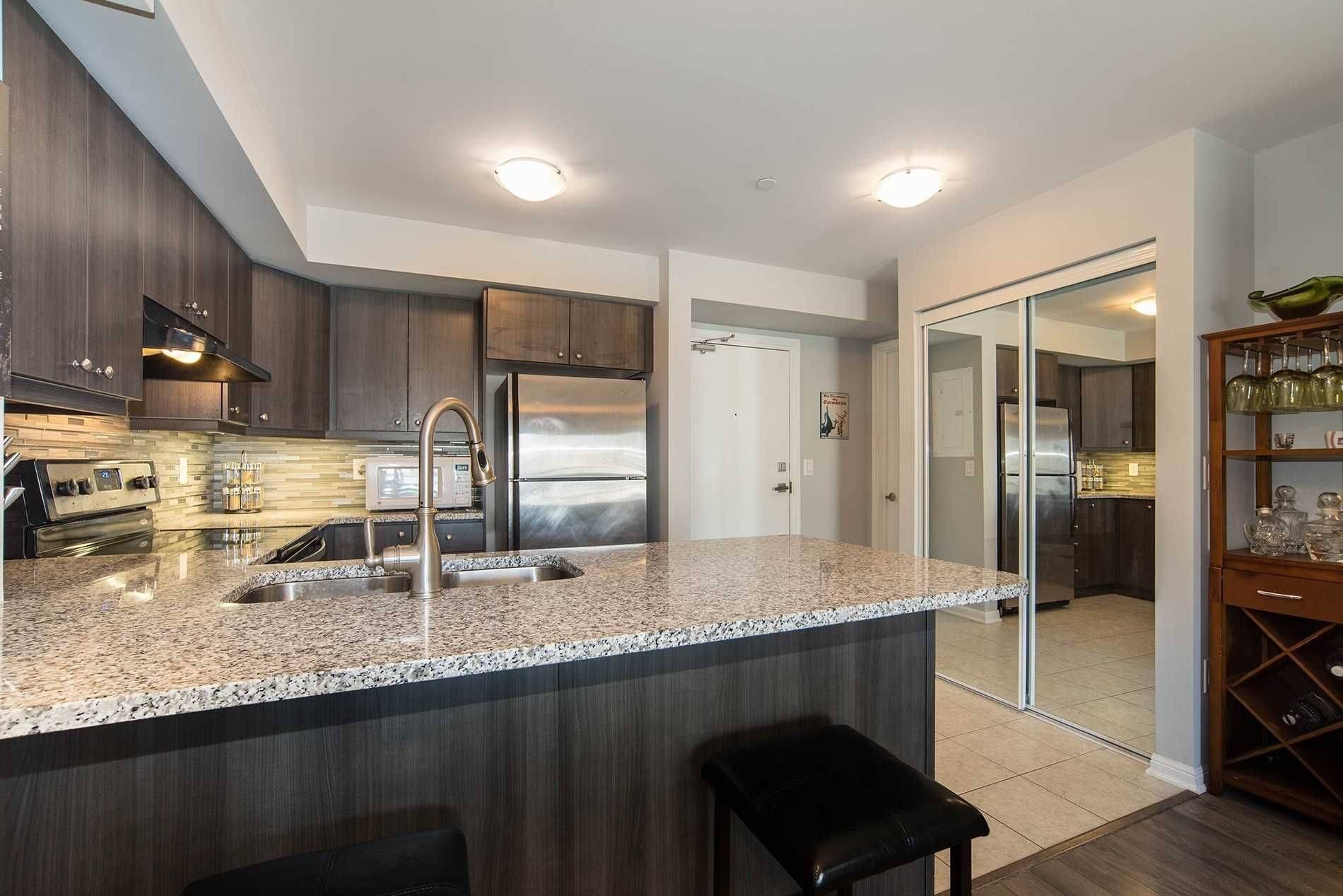 Milton, ON L9T 8R5,1045 Nadalin HTS #302
