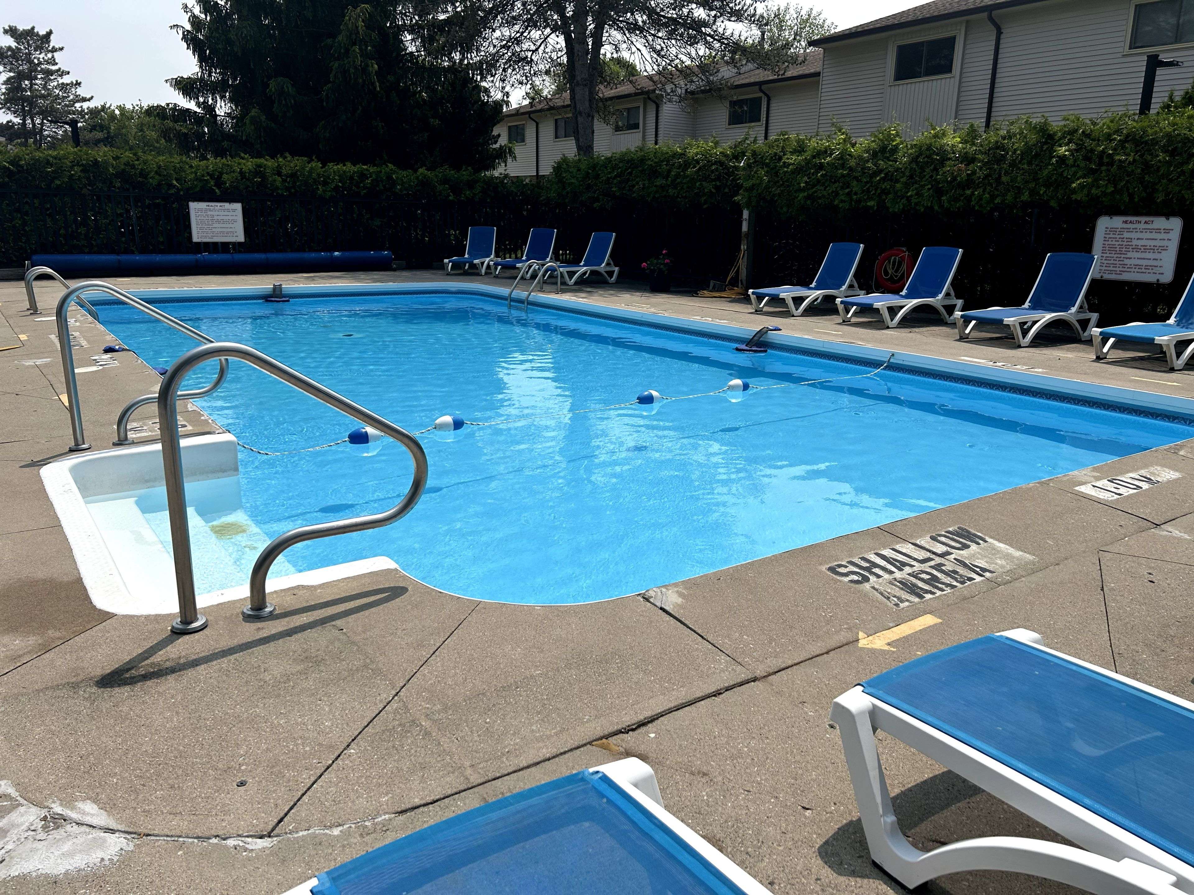 London South, ON N6K 2Y6,1328 Commissioners RD W #6
