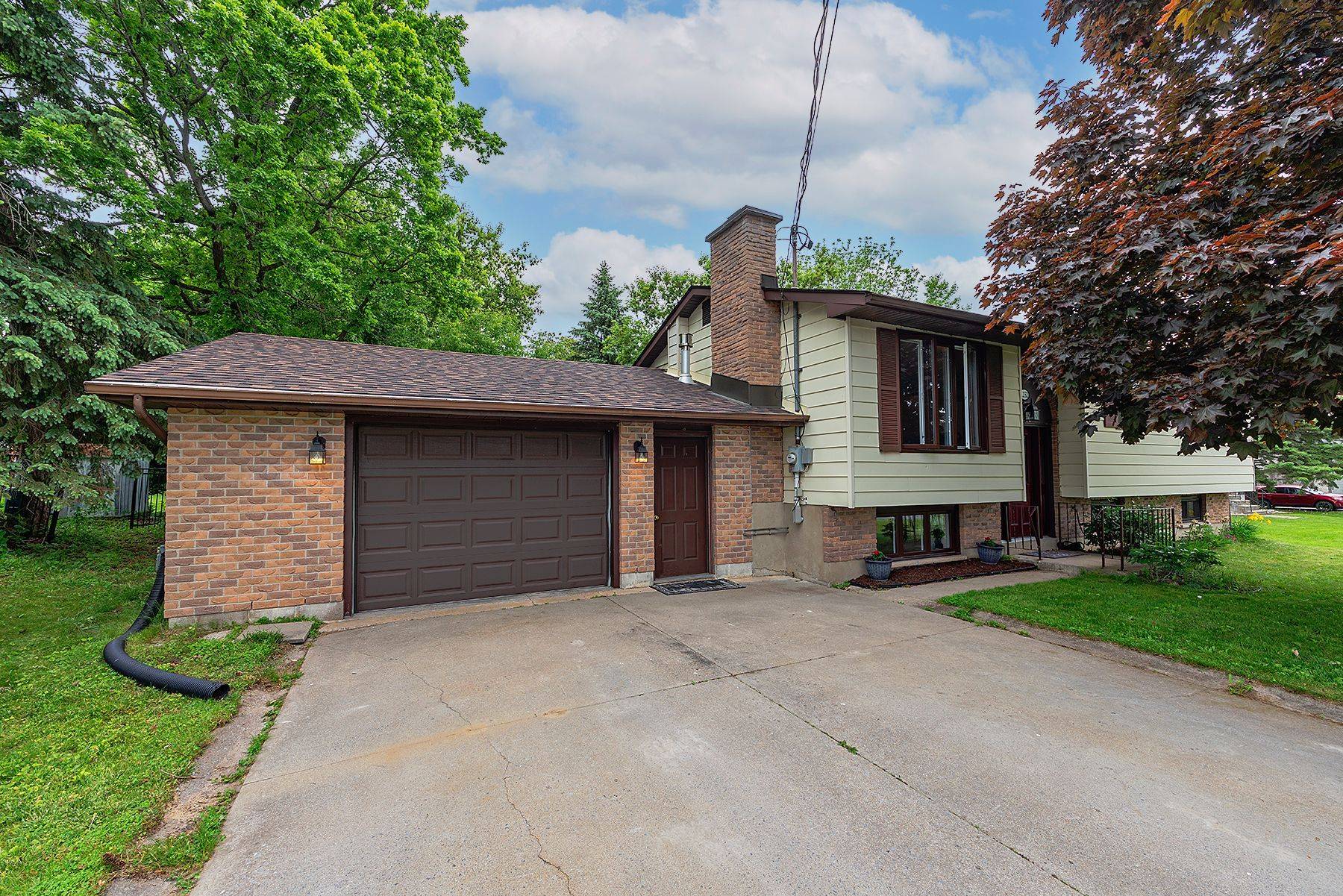 Kingston, ON K7M 5J3,1252 Lashford ST