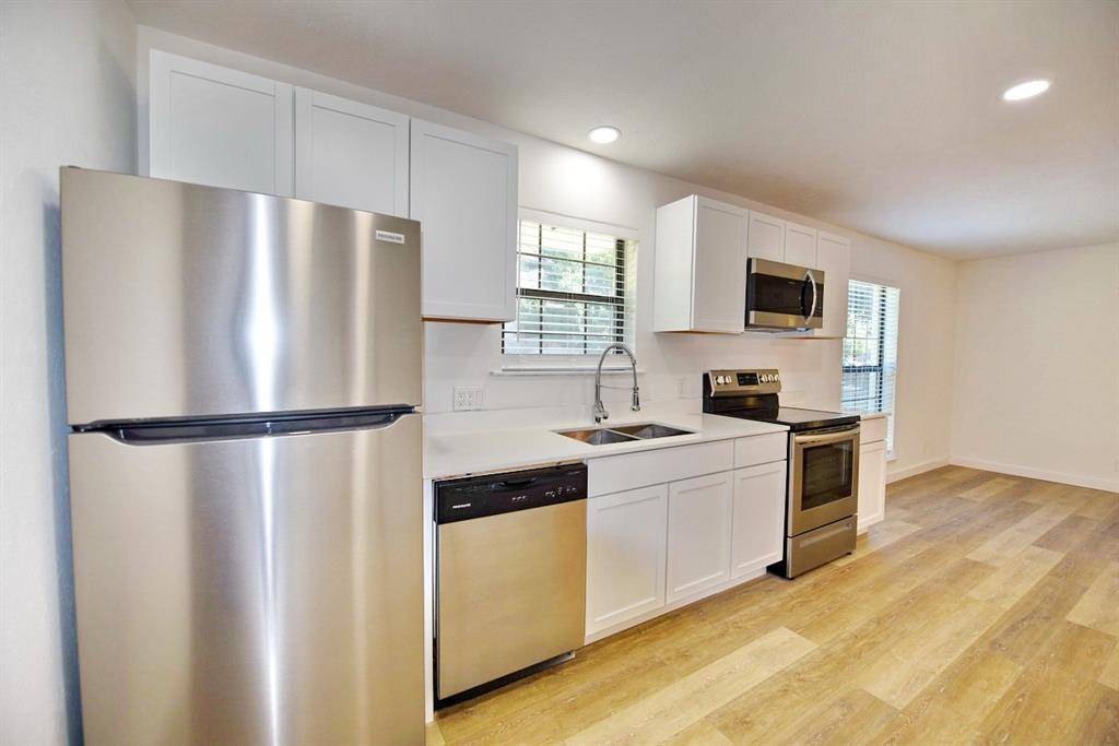 Dallas, TX 75219,4033 Gilbert Avenue #110