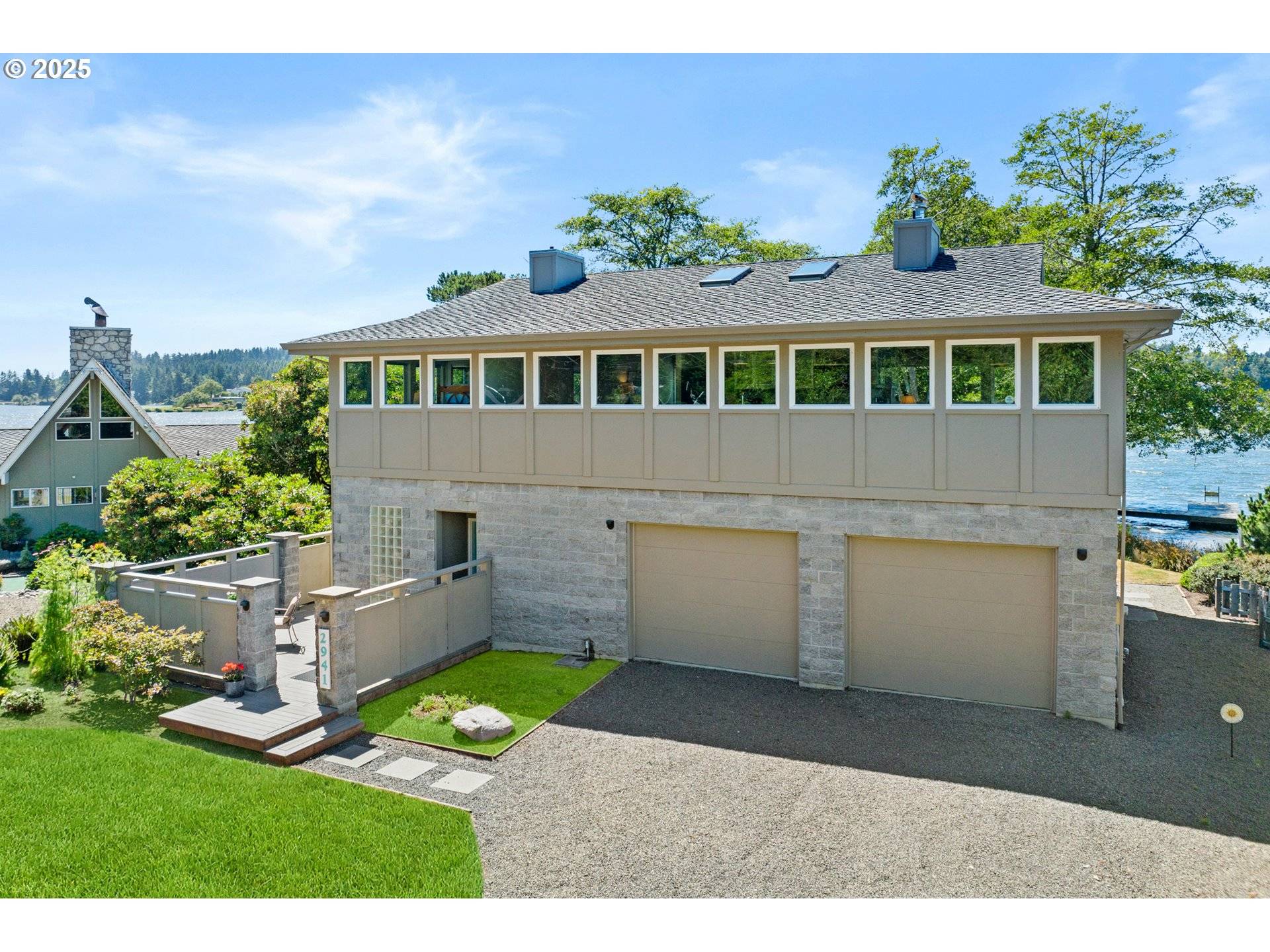 Otis, OR 97368,2941 NE LOOP DR