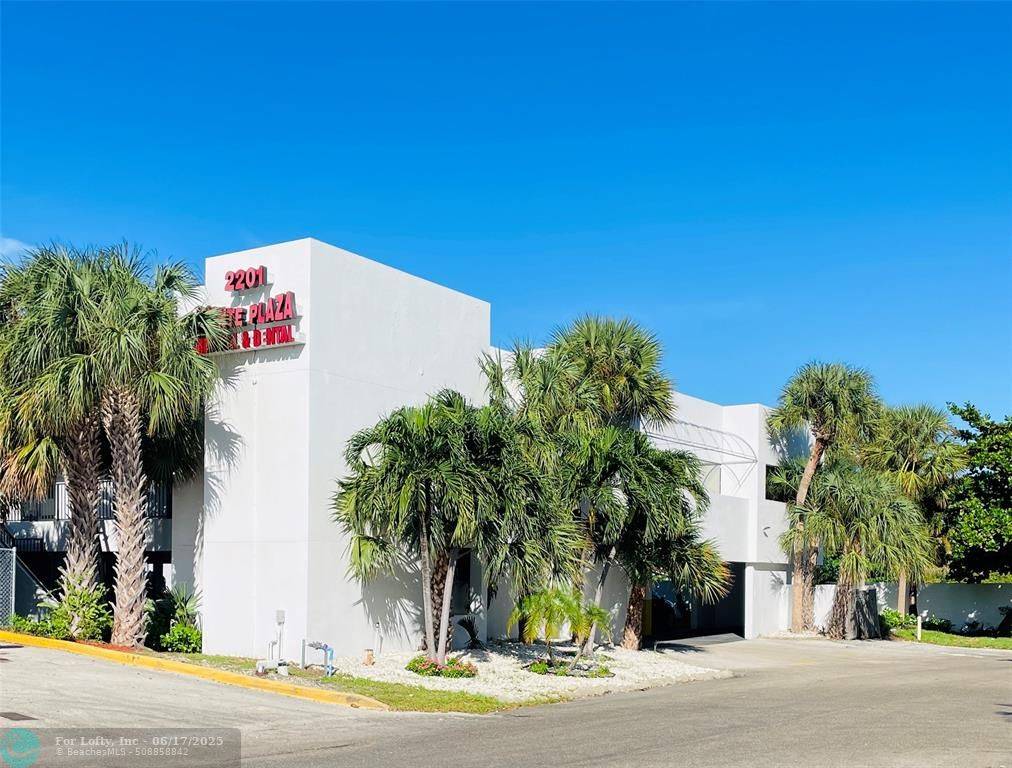 Lighthouse Point, FL 33064,[StreetName,UnitNumber,StreetNumber,StreetDirPrefix]