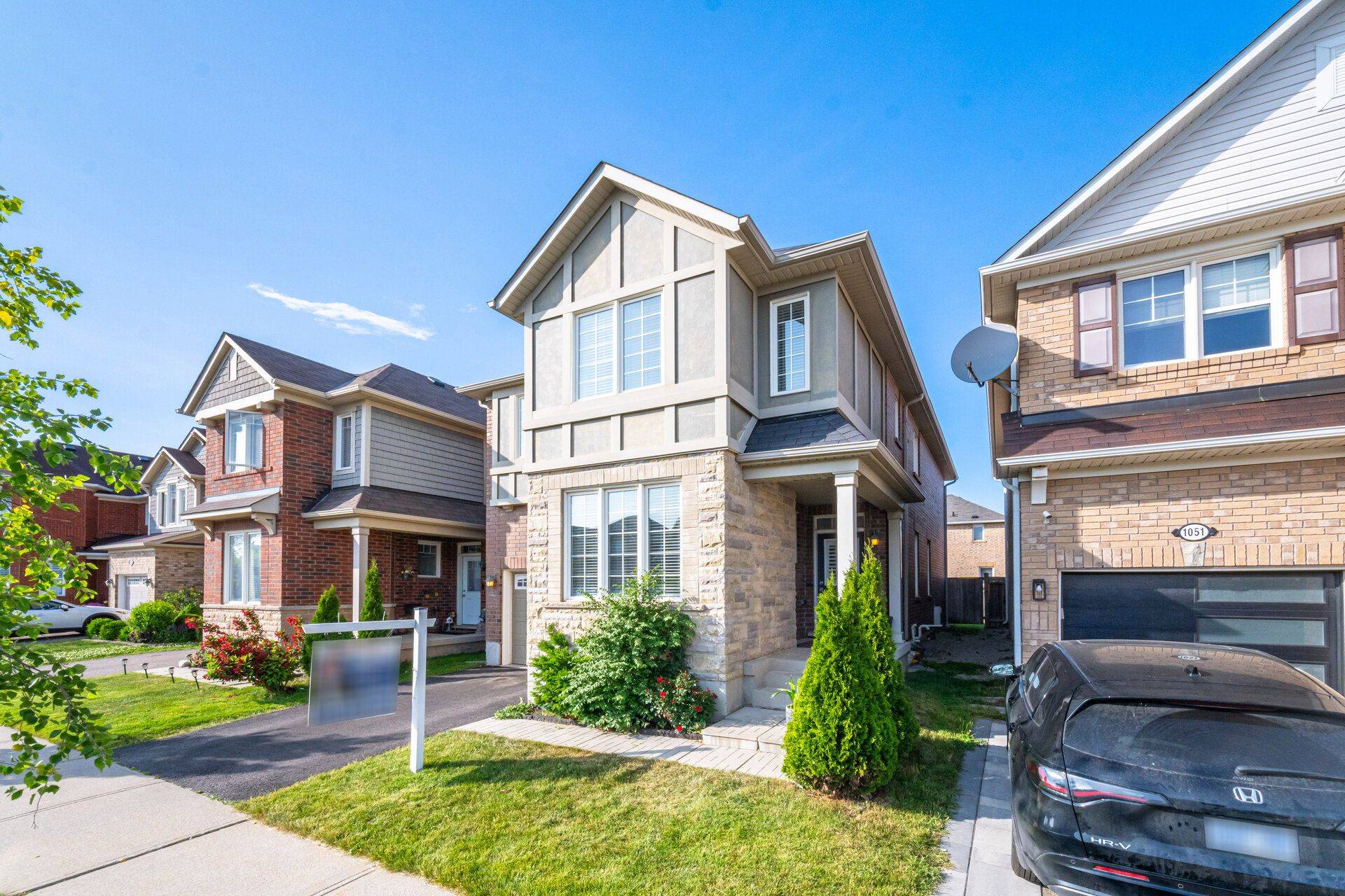 Milton, ON L9T 8P2,1047 Savoline BLVD