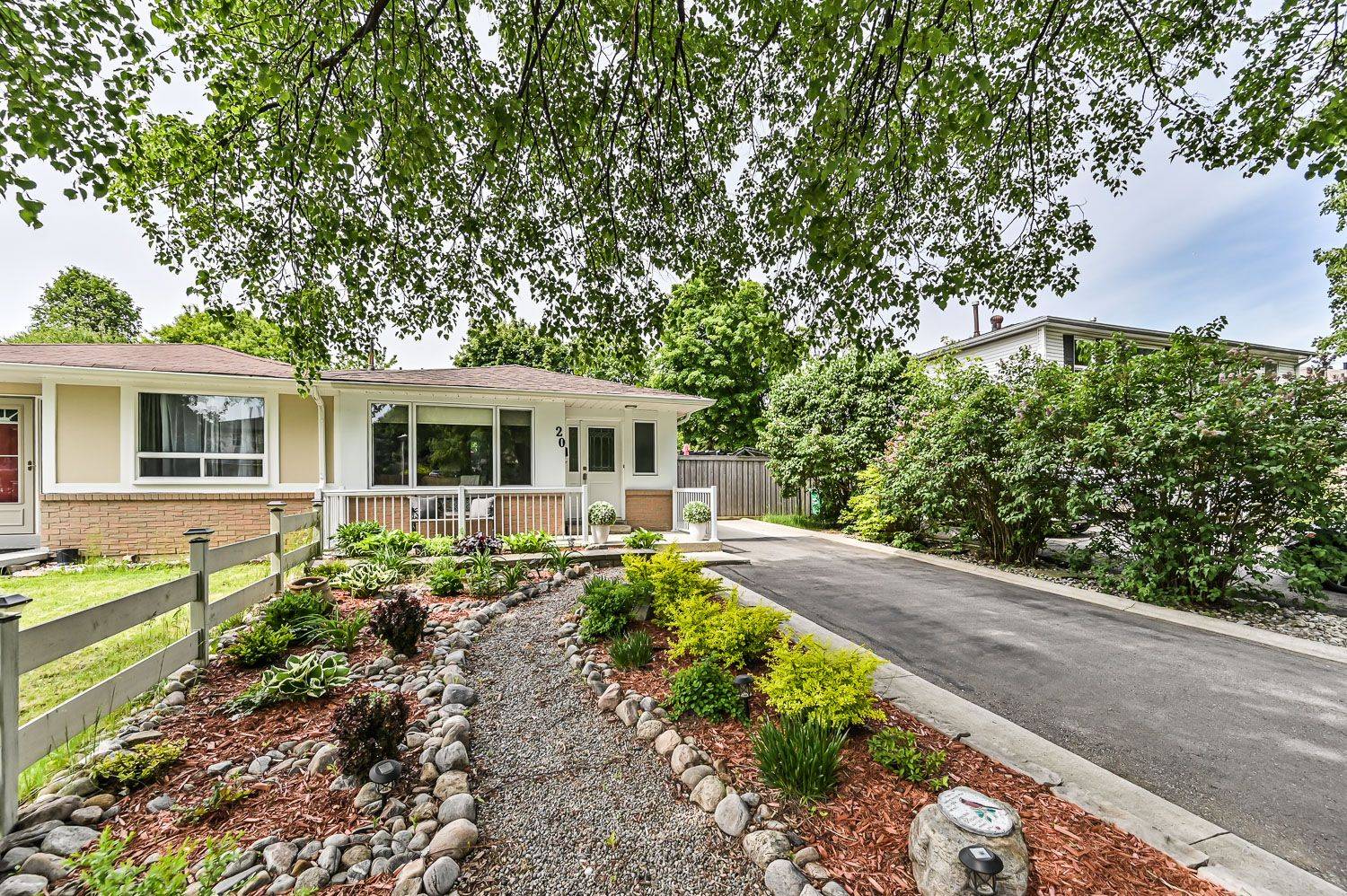 Brampton, ON L6S 2T9,20 Marblehead CRES