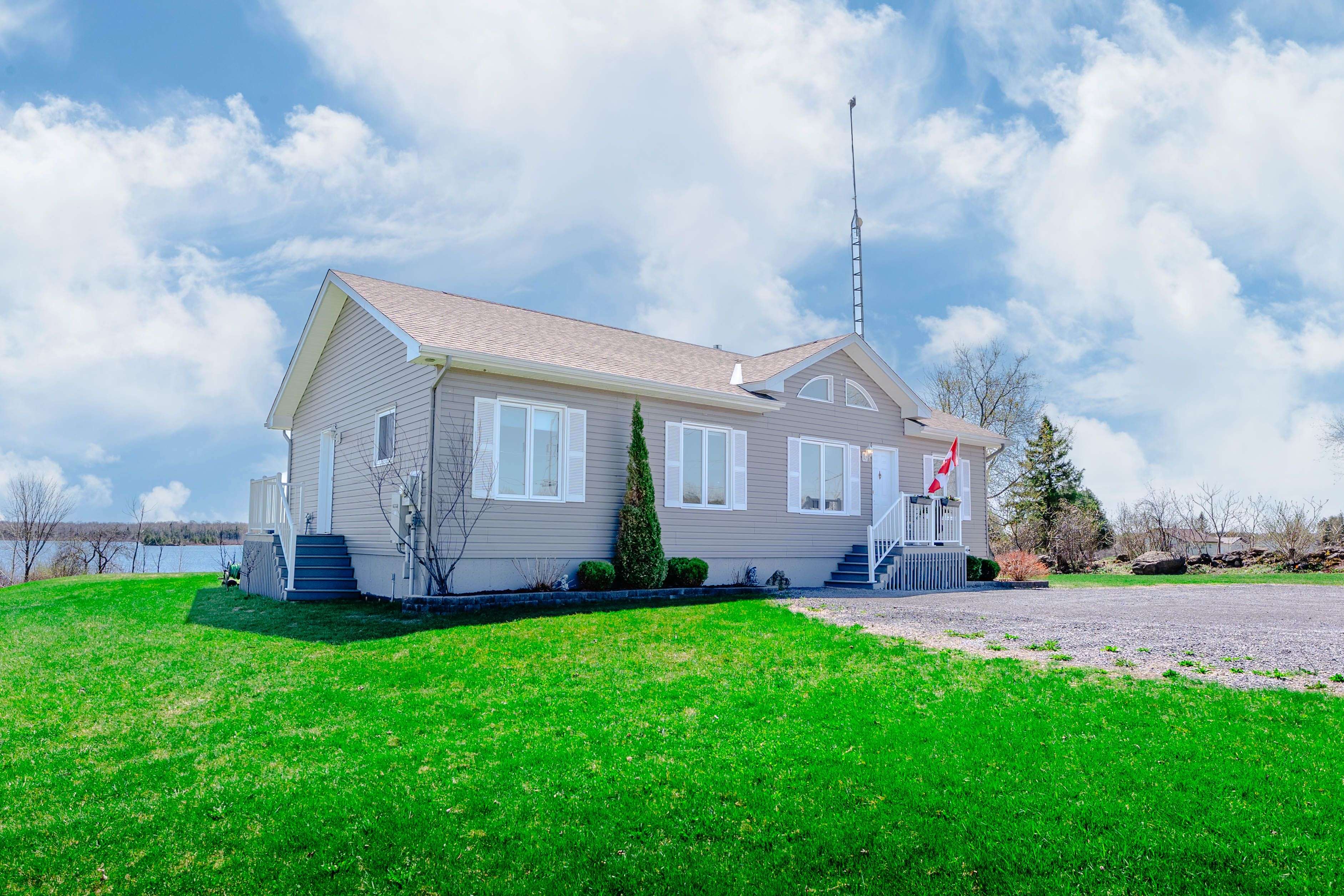 North Glengarry, ON K0C 1B0,19053 Masterson RD