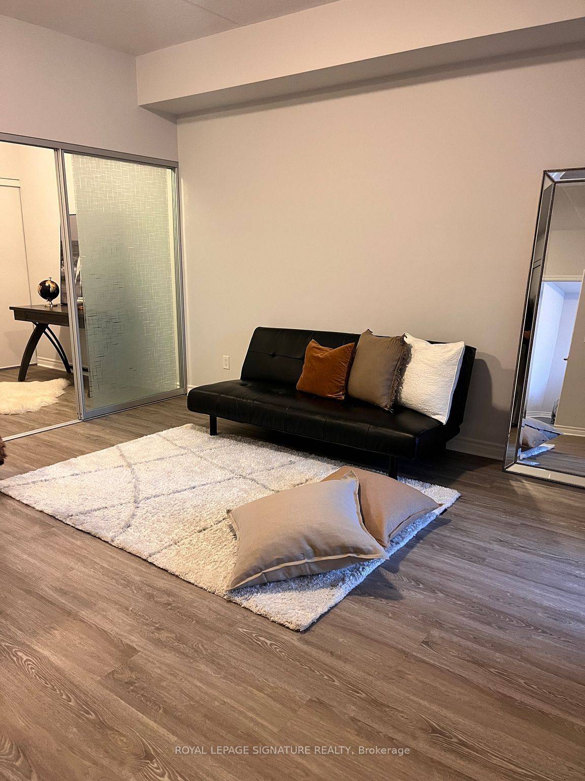 Guelph, ON N1L 0M8,1284 Gordon ST #303