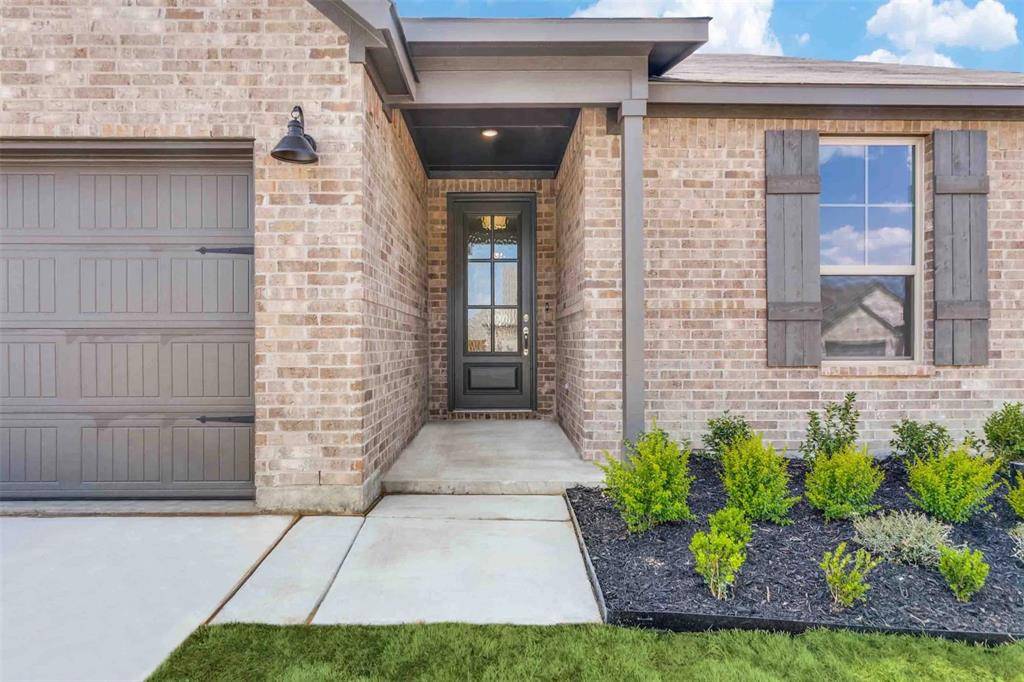 Justin, TX 76247,514 Hillcrest Circle