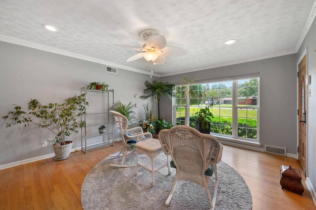 Corsicana, TX 75110,1215 Columbia Circle